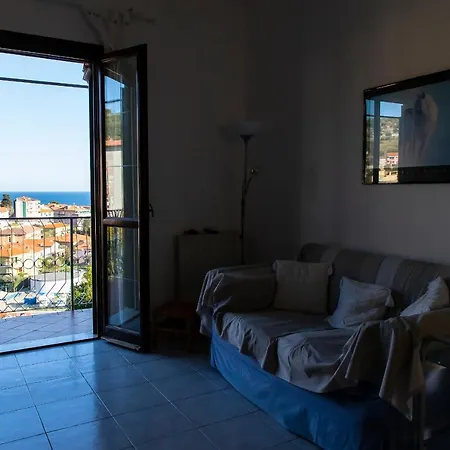 Casa Maria San Lorenzo al Mare